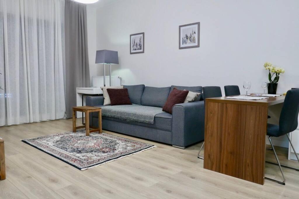Sarmacka Apartment In Wilanow Варшава Екстер'єр фото